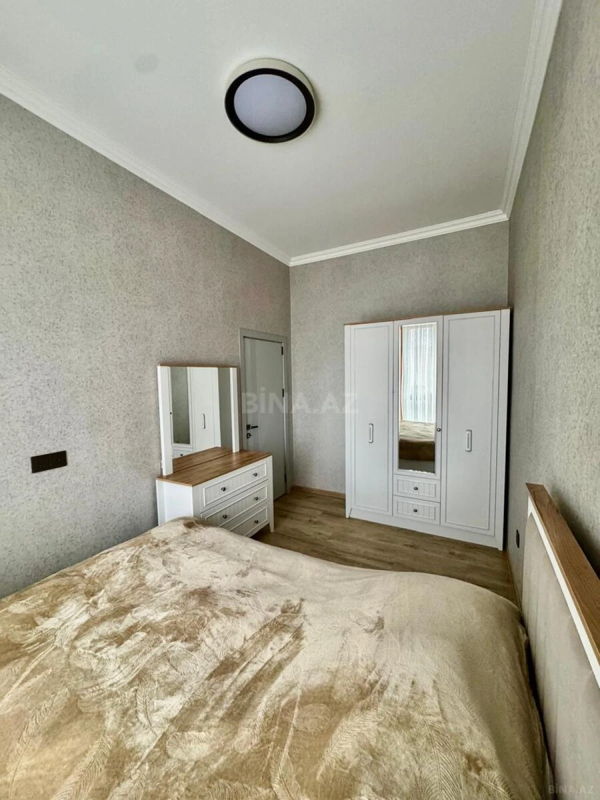 Satılır 2 otaqlı mənzil 60 m²