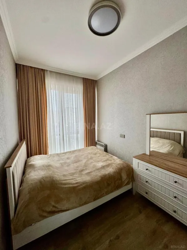 Satılır 2 otaqlı mənzil 60 m²