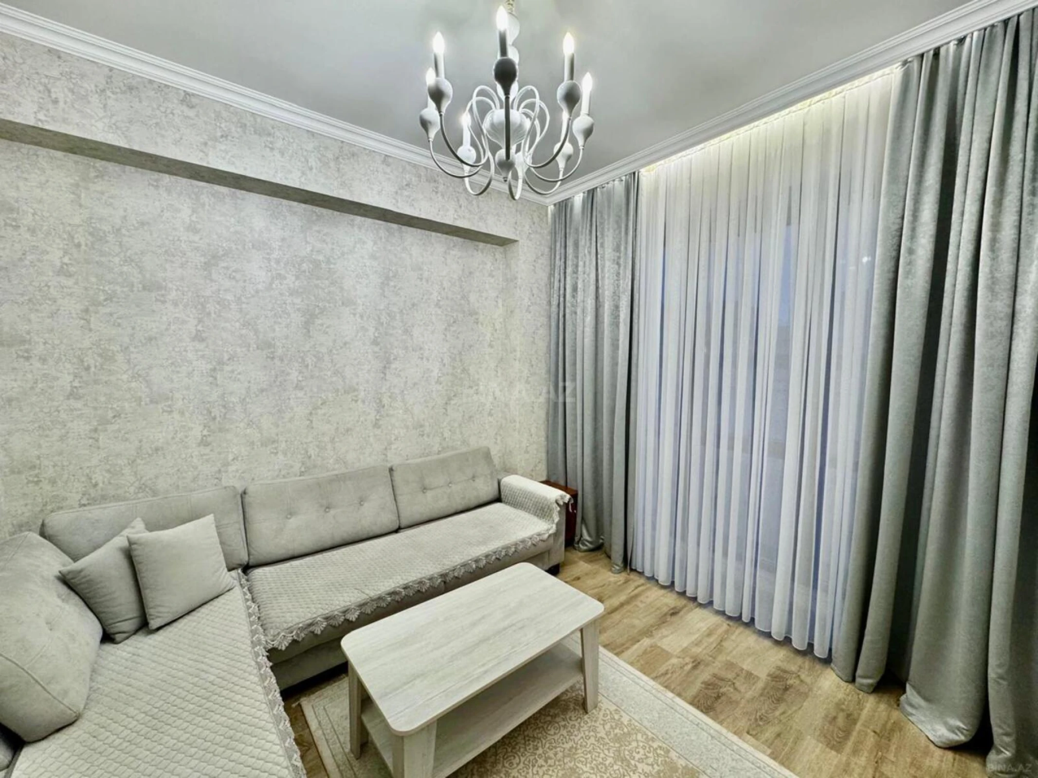 Satılır 2 otaqlı mənzil 60 m²