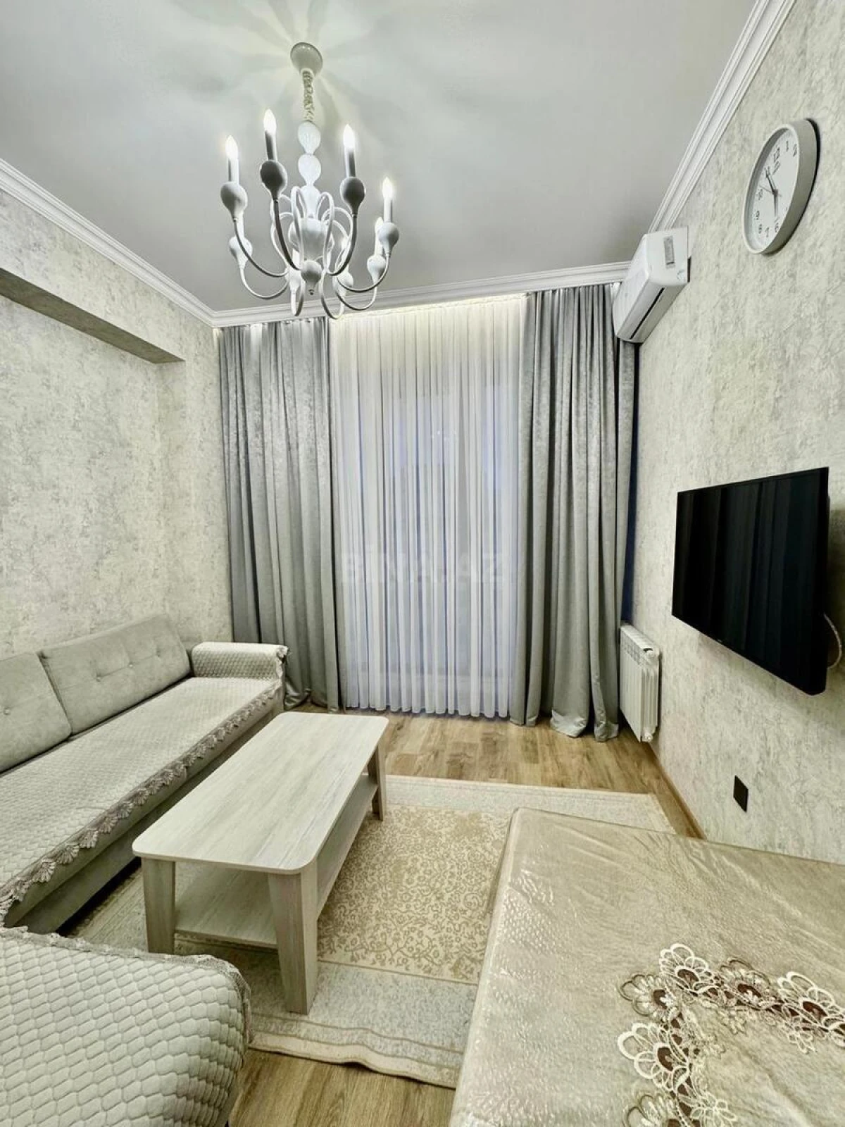 Satılır 2 otaqlı mənzil 60 m²
