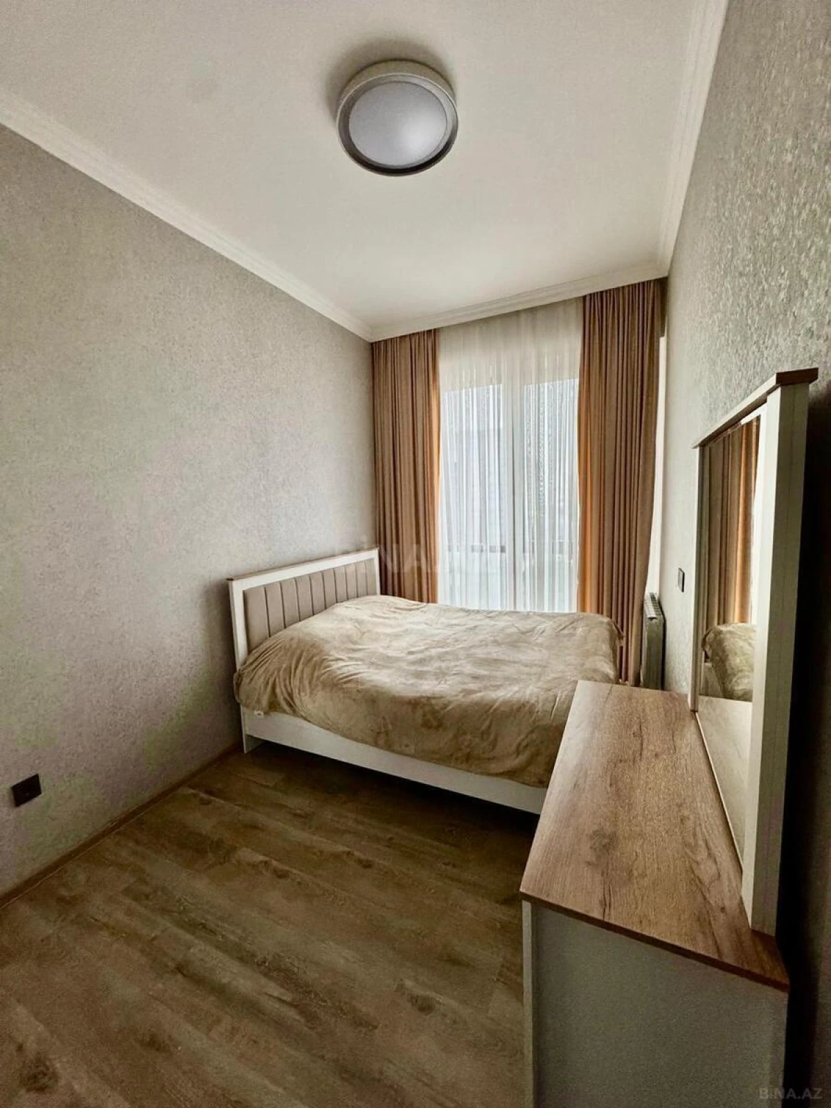 Satılır 2 otaqlı mənzil 60 m²