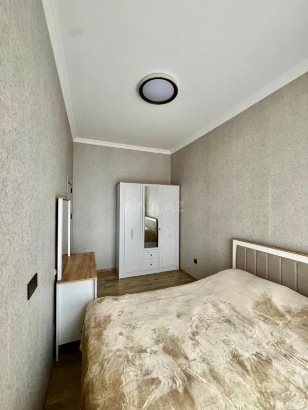 Satılır 2 otaqlı mənzil 60 m²