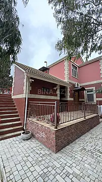 Satılır 5 otaqlı həyət evi 200 m²