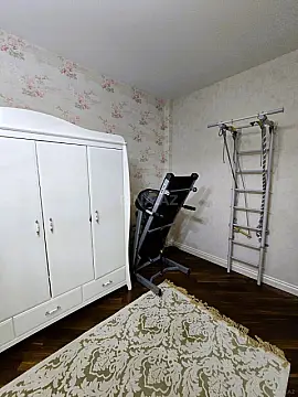 Satılır 4 otaqlı mənzil 195 m²