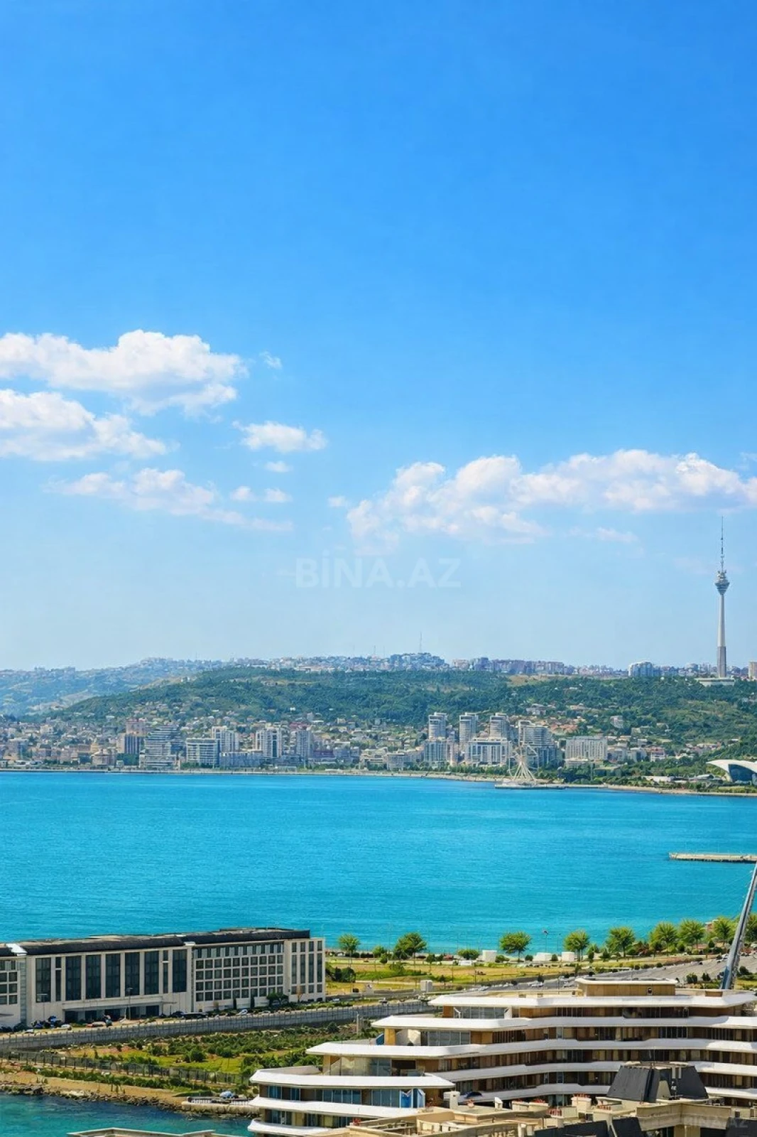 Satılır 5 otaqlı mənzil 324 m²