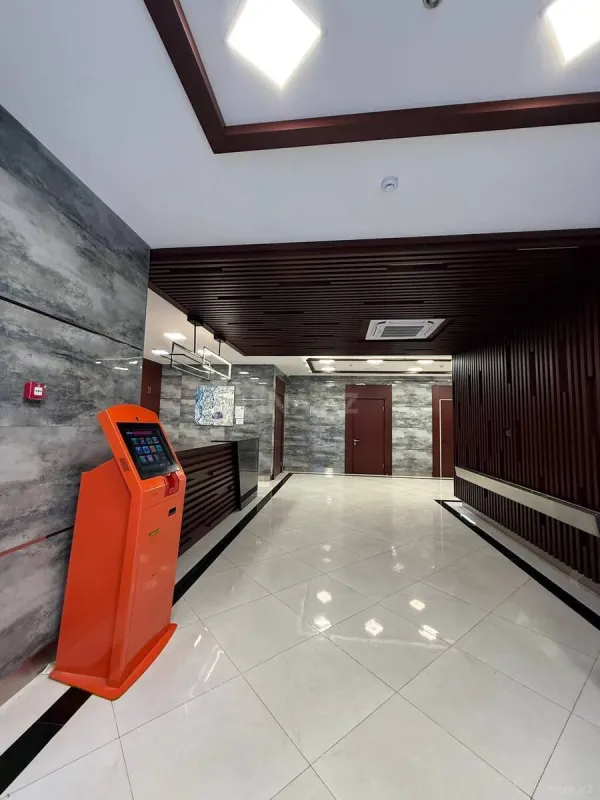 Satılır 5 otaqlı mənzil 324 m²