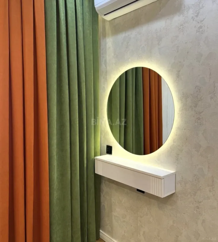 Satılır 2 otaqlı mənzil 72 m²