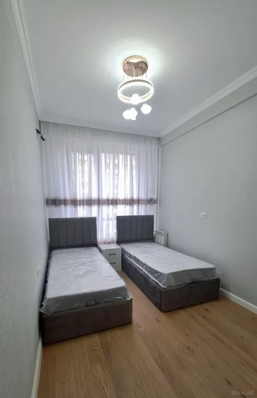 Kirayə verilir 3 otaqlı mənzil 95 m²