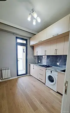 Kirayə verilir 3 otaqlı mənzil 95 m²