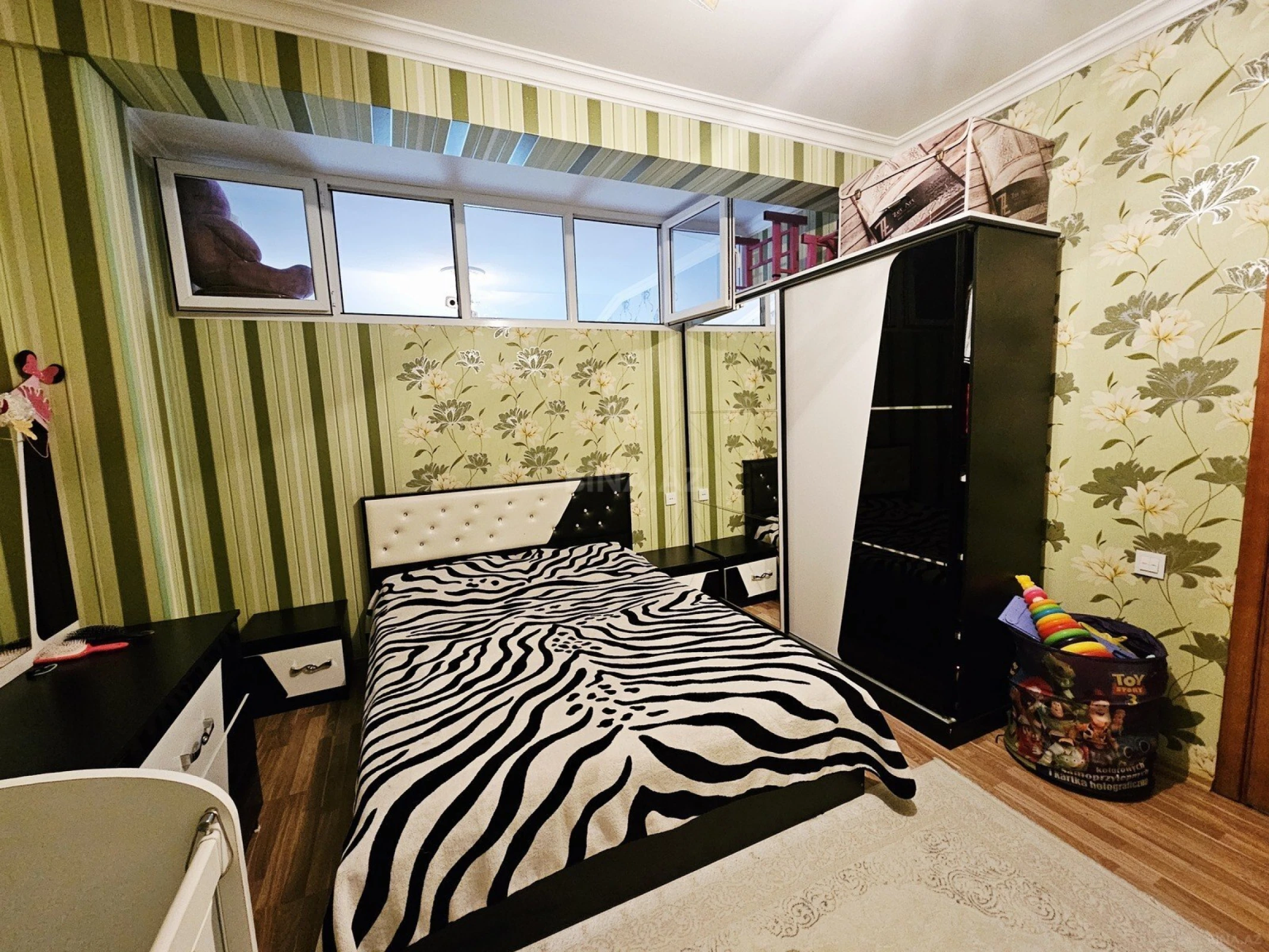 Satılır 3 otaqlı mənzil 70 m²