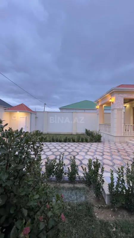 Satılır 3 otaqlı həyət evi 150 m²