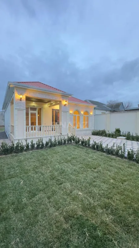 Satılır 3 otaqlı həyət evi 150 m²