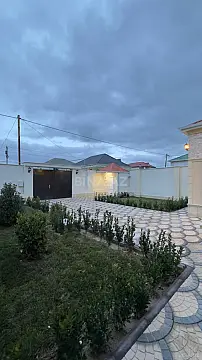 Satılır 3 otaqlı həyət evi 150 m²