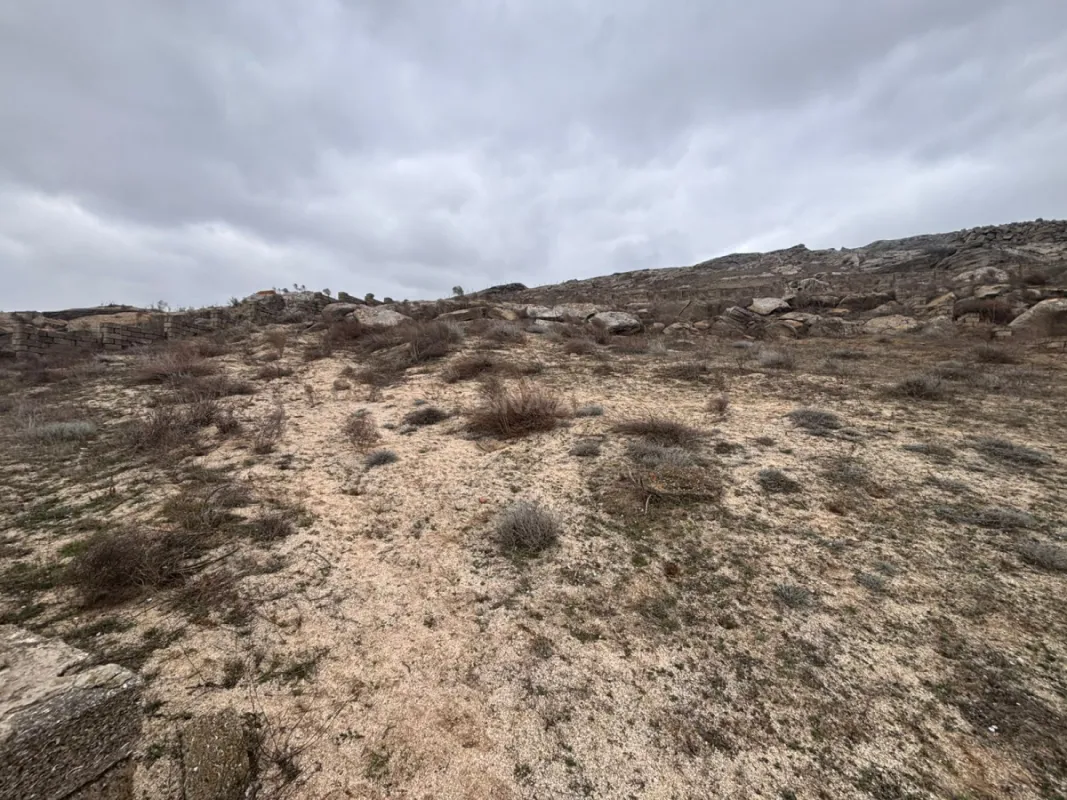 Satılır torpaq sahəsi 6 m²