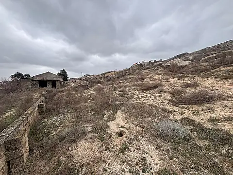 Satılır torpaq sahəsi 6 m²