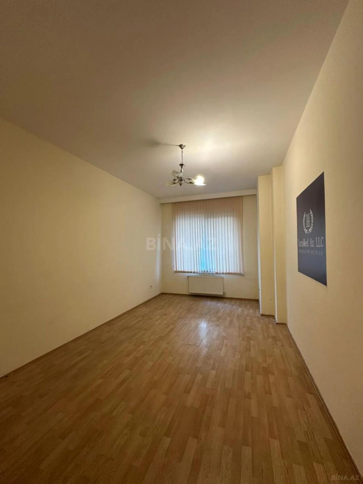 Kirayə verilir 4 otaqlı ofis 125 m²