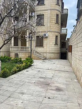 Satılır 6 otaqlı həyət evi 360 m²