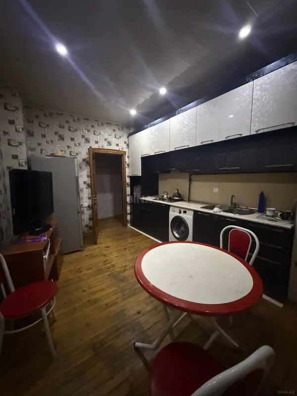 Satılır 2 otaqlı mənzil 89 m²