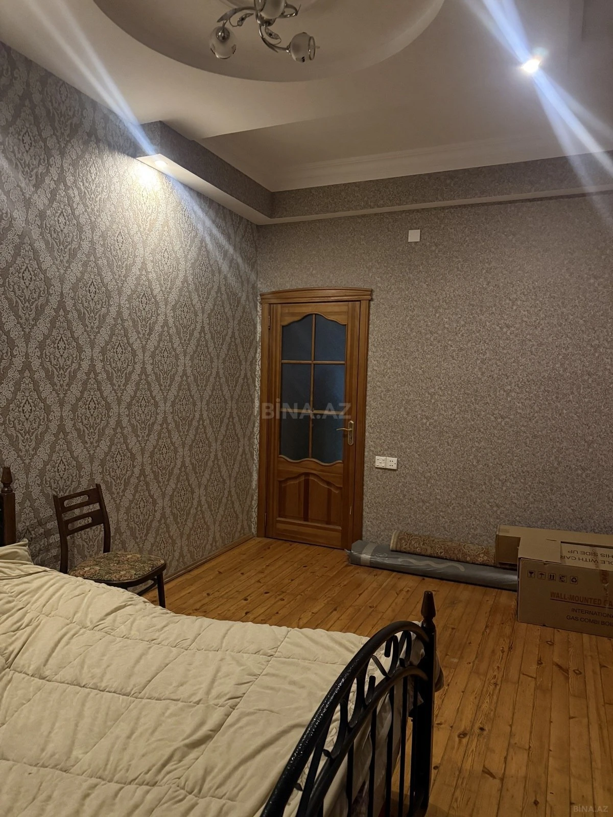 Satılır 2 otaqlı mənzil 89 m²