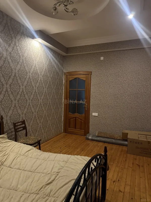 Satılır 2 otaqlı mənzil 89 m²