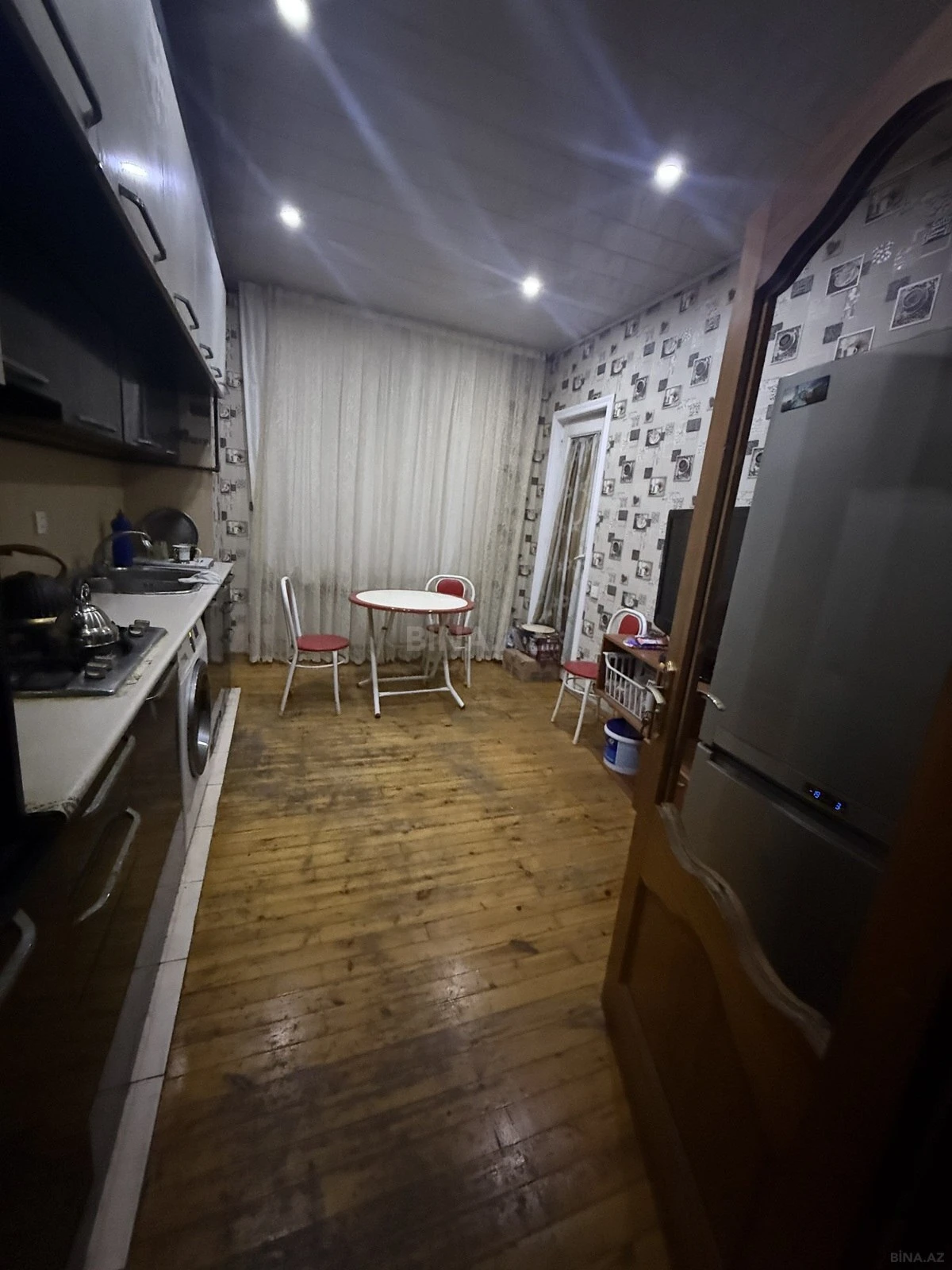 Satılır 2 otaqlı mənzil 89 m²