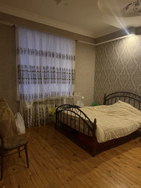 Satılır 2 otaqlı mənzil 89 m²
