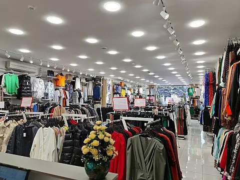 Satılır obyekt 124 m²