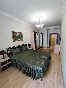 Satılır 2 otaqlı mənzil 100 m²
