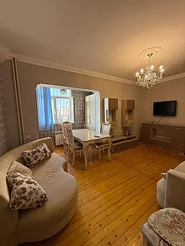 Satılır 2 otaqlı mənzil 45 m²