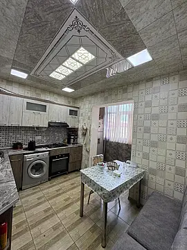 Satılır 4 otaqlı mənzil 110 m²