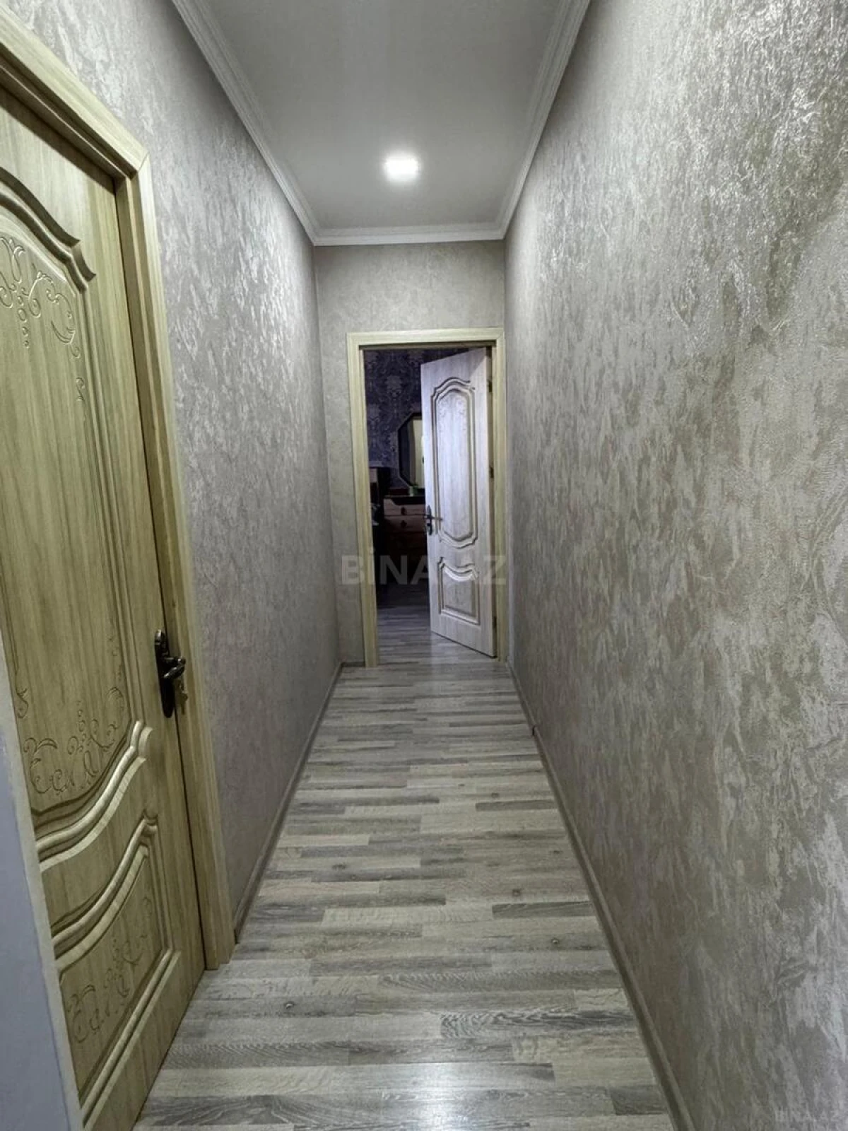 Satılır 4 otaqlı mənzil 110 m²