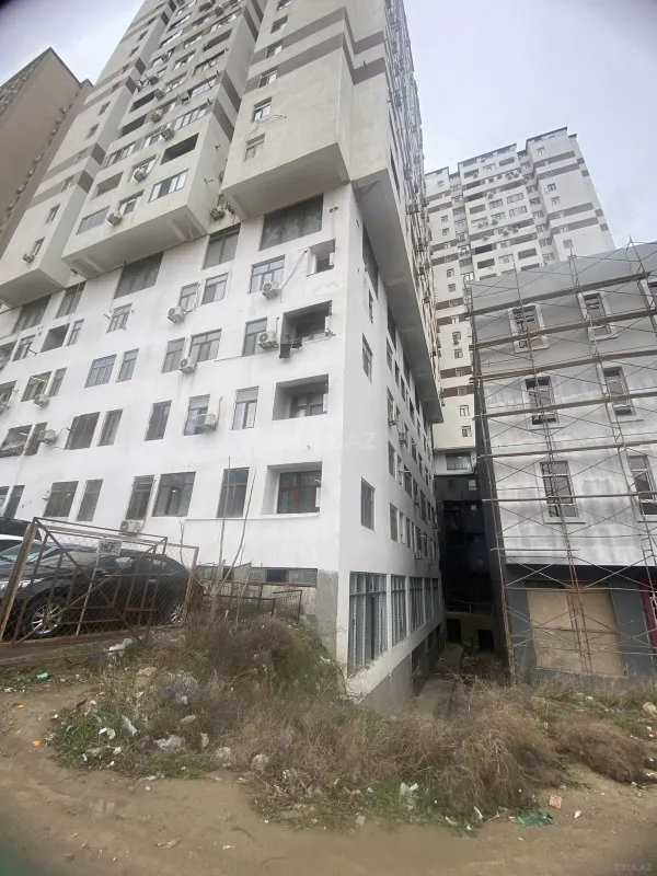 Satılır 2 otaqlı mənzil 75 m²