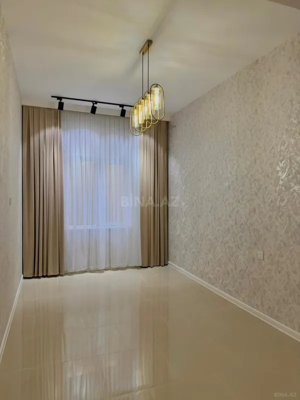 Satılır 4 otaqlı həyət evi 140 m²