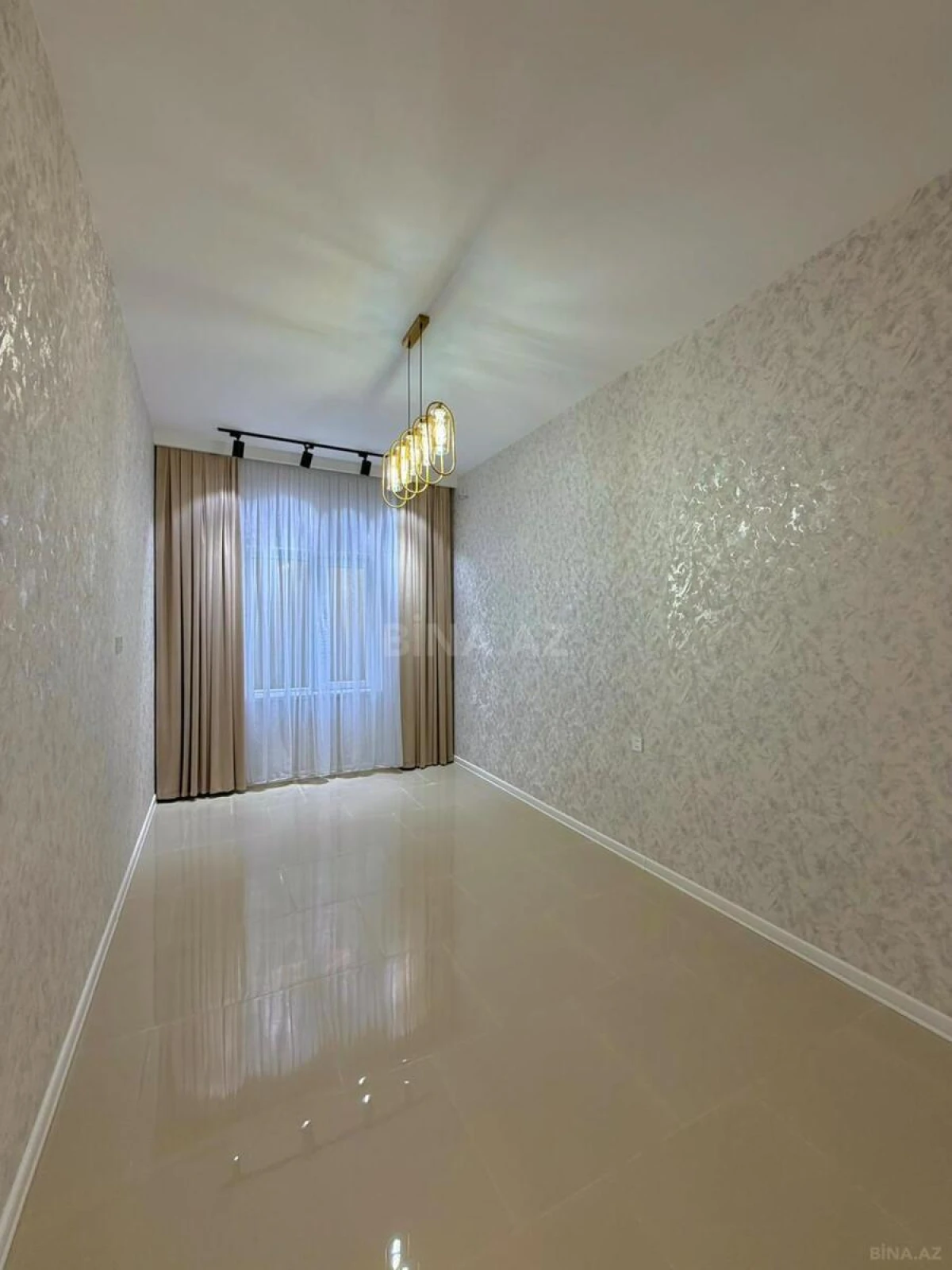 Satılır 4 otaqlı həyət evi 140 m²