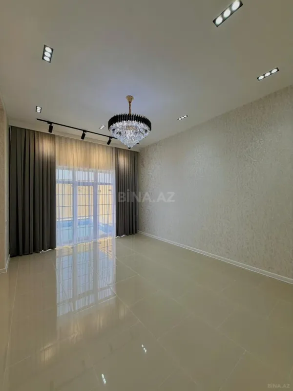 Satılır 4 otaqlı həyət evi 140 m²