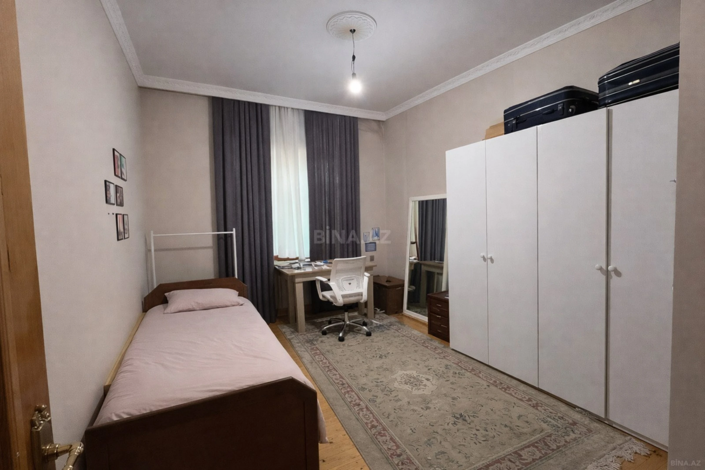 Satılır 6 otaqlı həyət evi 250 m²