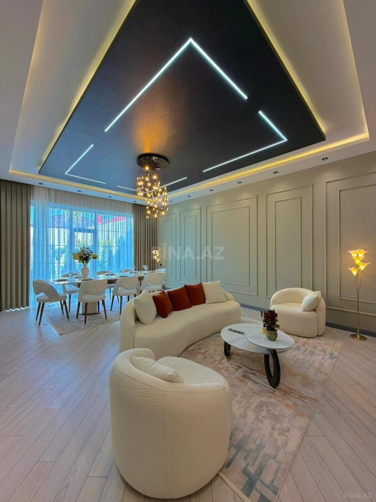 Satılır 5 otaqlı həyət evi 200 m²