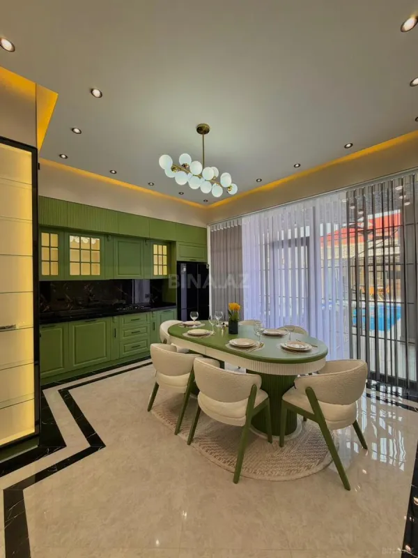 Satılır 5 otaqlı həyət evi 200 m²