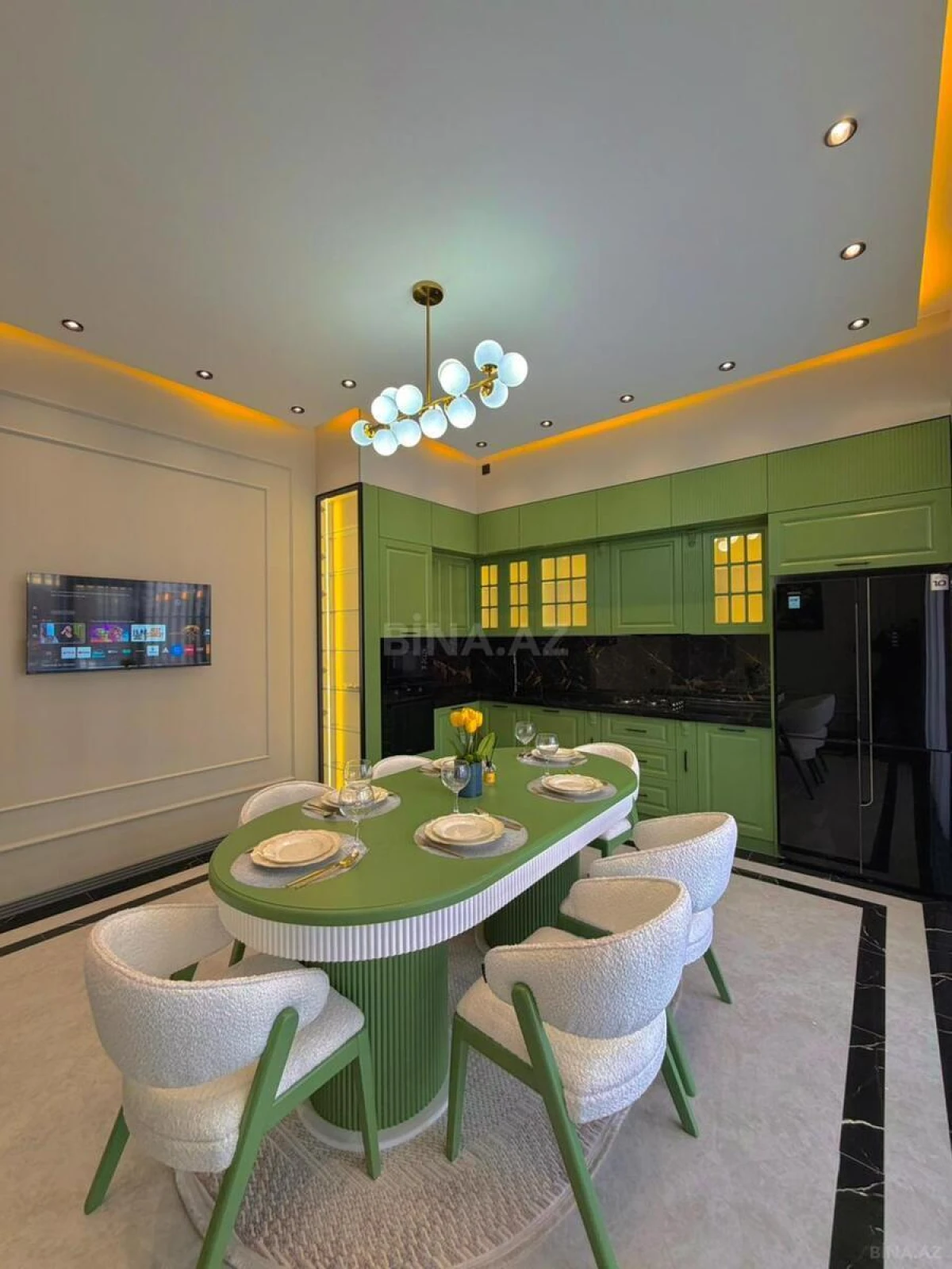 Satılır 5 otaqlı həyət evi 200 m²