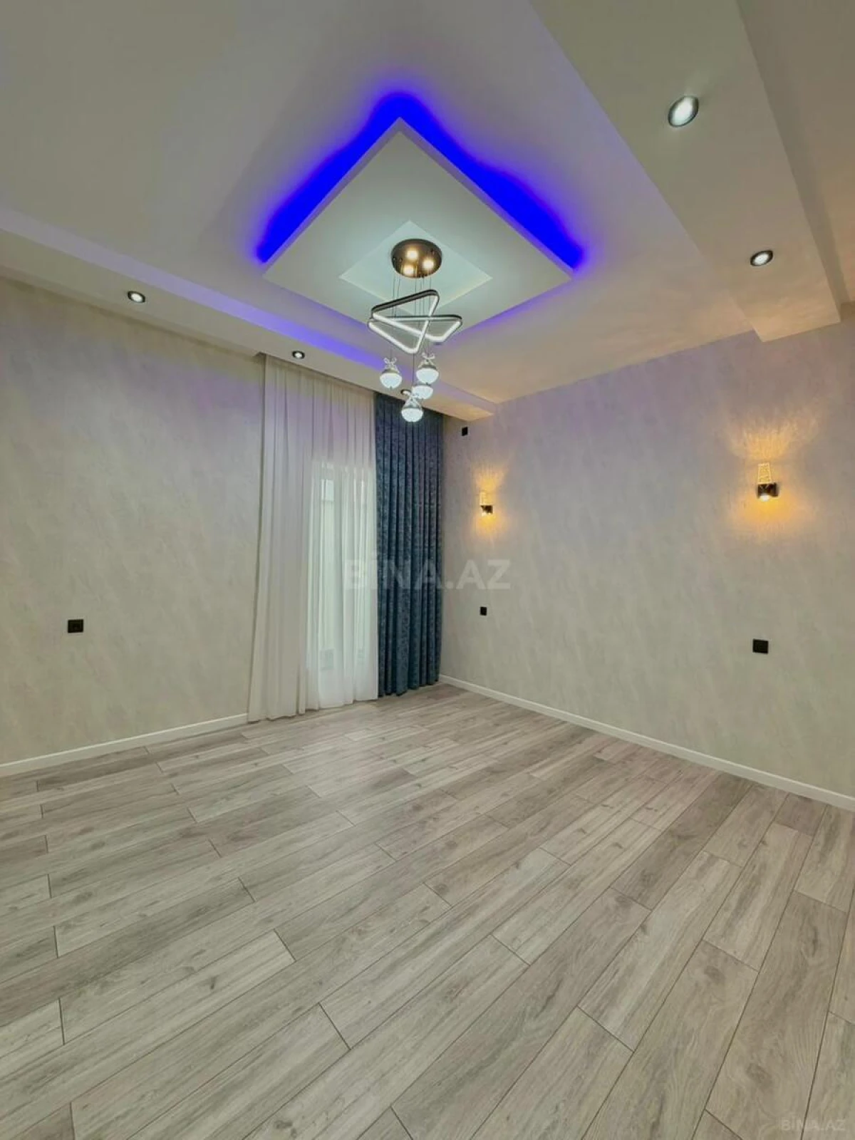 Satılır 4 otaqlı həyət evi 160 m²