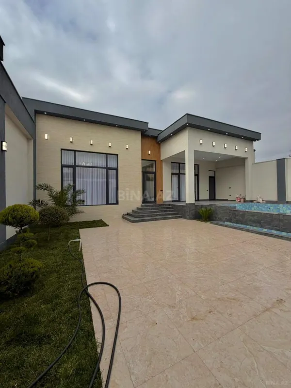 Satılır 4 otaqlı həyət evi 190 m²