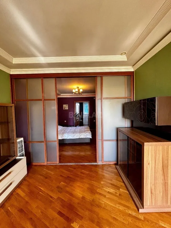 Kirayə verilir 3 otaqlı mənzil 100 m²