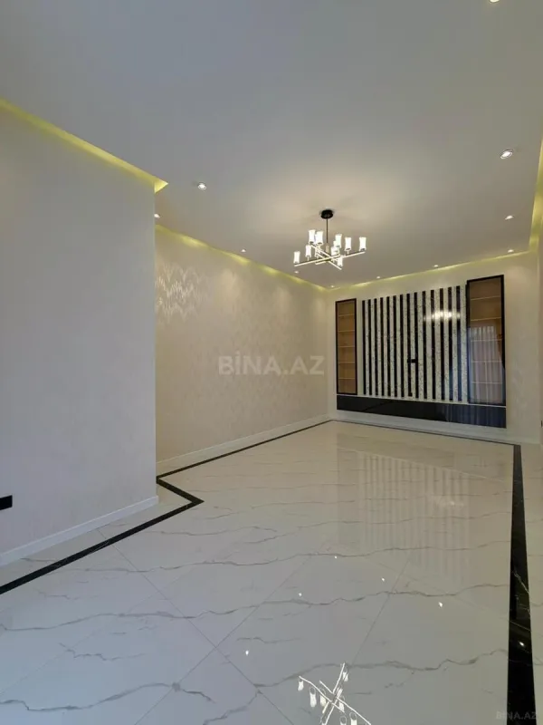 Satılır 4 otaqlı həyət evi 180 m²