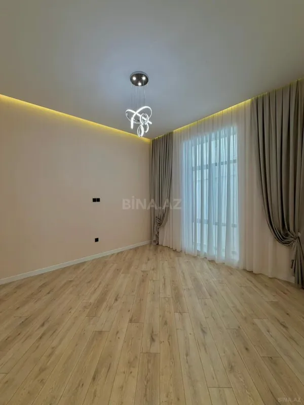 Satılır 4 otaqlı həyət evi 180 m²