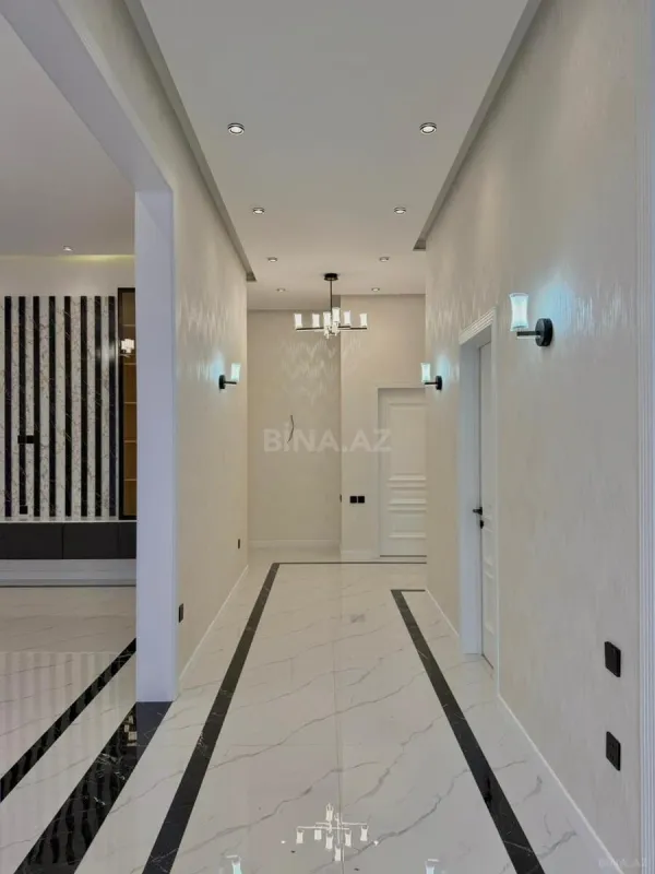 Satılır 4 otaqlı həyət evi 180 m²