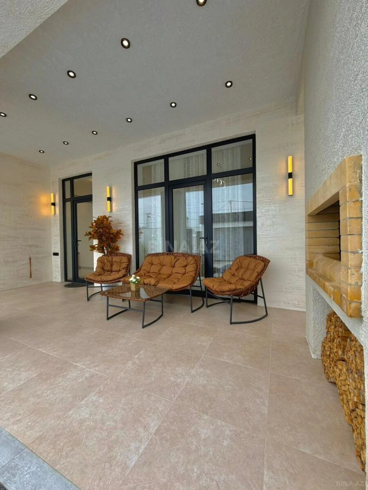 Satılır 4 otaqlı həyət evi 170 m²