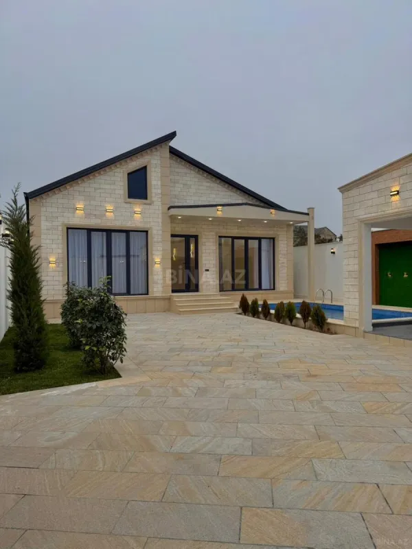 Satılır 4 otaqlı həyət evi 180 m²