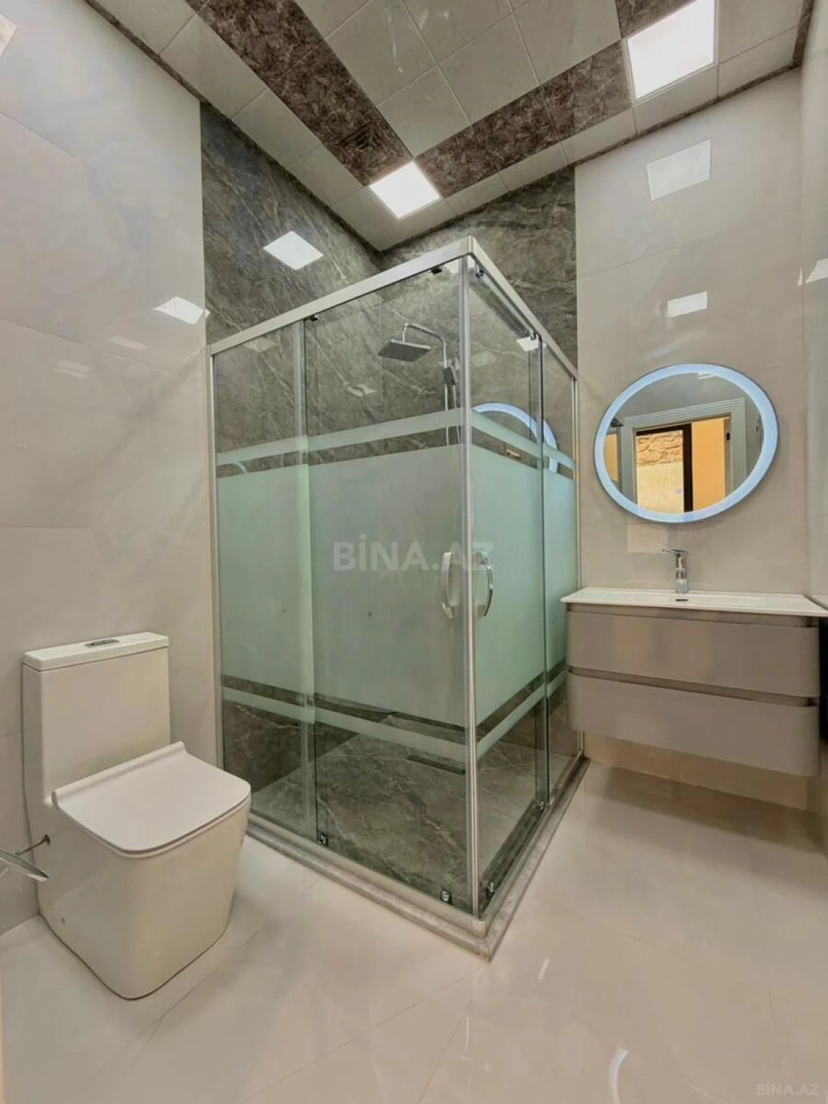 Satılır 4 otaqlı həyət evi 180 m²