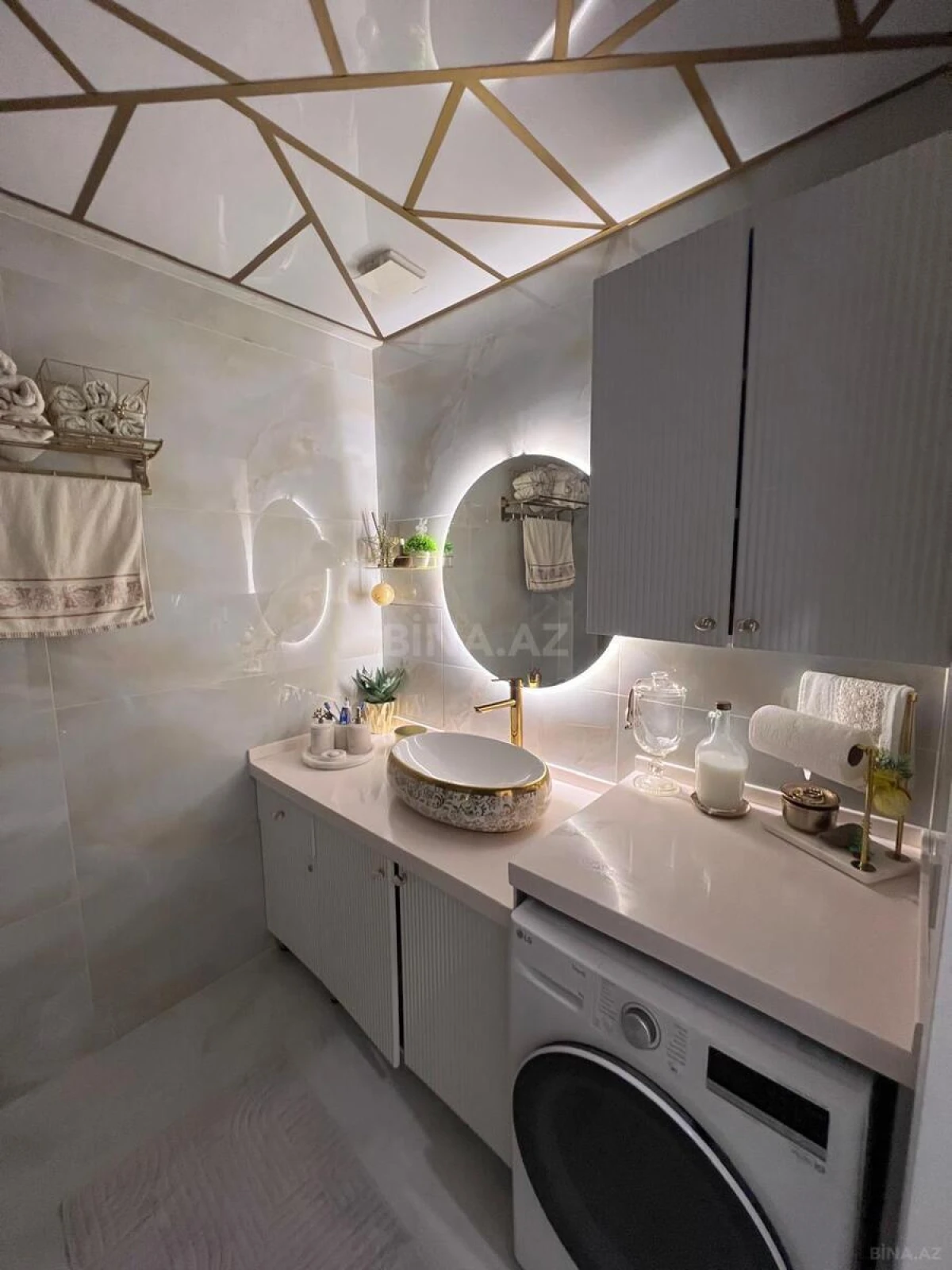 Satılır 3 otaqlı mənzil 107 m²