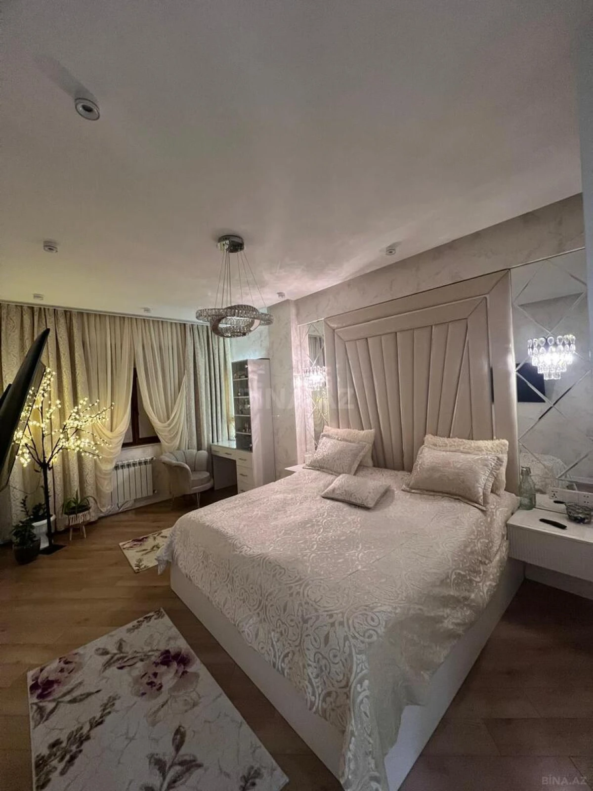 Satılır 3 otaqlı mənzil 107 m²
